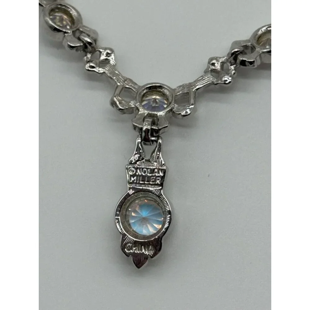 Nolan Miller Glamour Collection Roxanne AB‎ Rhinestone Silver Tone Necklace